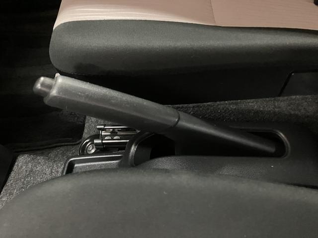 ミライースＧ　リミテッドＳＡIII　ＬＥＤヘッドランプ／スマートキー／１年間走行距離無制限保証／走行２．２万キロ／ナビ／ドライブレコーダー／バックカメラ／ＴＶ／ＣＤ／ＤＶＤ／Ｂｌｕｅｔｏｏｔｈ／ＵＳＢ／ＬＥＤヘッドランプ／スマートキー／オートライト／シートリフター／（大阪府）の中古車