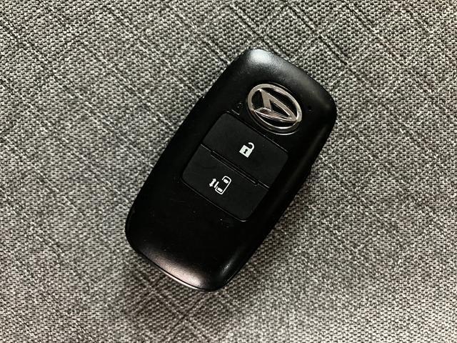 タントＸ／９インチナビ／Ｂカメラ／前後ドラレコ／片側電スラ／１年間走行距離無制限保証／走行３．３万キロ／９インチナビ／ＢＬＵＥＴＯＯＴＨ／ＵＳＢ／バックカメラ／前後ドラレコ／片側電動スライドドア／スマートキー／コーナーセンサー／サイドエアバッグ／（大阪府）の中古車