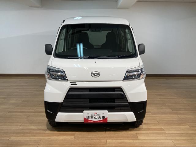 ハイゼットカーゴデラックスＳＡIII／４速ＡＴ車／４ＷＤ／ナビ／バックカメラ走行５．１万Ｋｍ／４速ＡＴ車／４ＷＤ／ナビゲーションバックカメラ／ＬＥＤヘッドライト／前席パワーウインドー／スモークガラス／キーレスエントリー（大阪府）の中古車