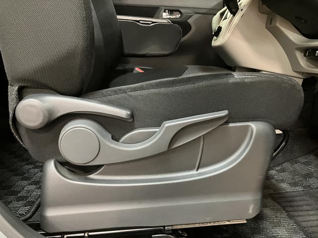 ムーヴＸリミテッドII　ＳＡIII／ナビ／パノラマモニター／ＥＴＣ走行４．０万Ｋｍ／ナビゲーション／パノラマモニター／ステアリングスイッチ／６スピーカー／ＥＴＣ／前後ドラレコ／運転席シートヒーター／ＬＥＤヘッドライト／アルミホイール／オートエアコン／キーフリー（大阪府）の中古車
