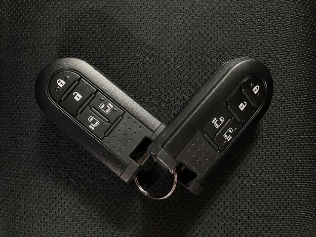 トールＧ　リミテッドII　ＳＡIII／０．６万Ｋｍ／９インチナビ走行０．６万Ｋｍ／９インチナビ／パノラマモニター／ステアリングスイッチ／６スピーカー／前後ドラレコ／クルーズコントロール／両側パワースライドドア／前席シートヒーター／ＬＥＤヘッドライト／キーフリー（大阪府）の中古車