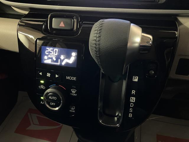ムーヴキャンバスＧブラックインテリアＶＳ　ＳＡIII／８インチナビ／パノラマ走行０．５万Ｋｍ／８インチナビ／パノラマモニター／ステアリングスイッチ／６スピーカー／ＥＴＣ／運転席シートヒーター／両側パワースライドドア／ＬＥＤヘッドライト・フォグランプ／オートエアコン／キーフリー（大阪府）の中古車