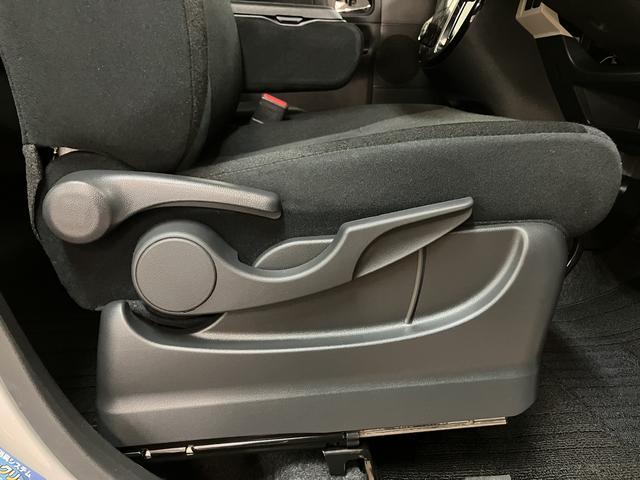 ムーヴキャンバスＧブラックインテリアＶＳ　ＳＡIII／８インチナビ／パノラマ走行０．５万Ｋｍ／８インチナビ／パノラマモニター／ステアリングスイッチ／６スピーカー／ＥＴＣ／運転席シートヒーター／両側パワースライドドア／ＬＥＤヘッドライト・フォグランプ／オートエアコン／キーフリー（大阪府）の中古車