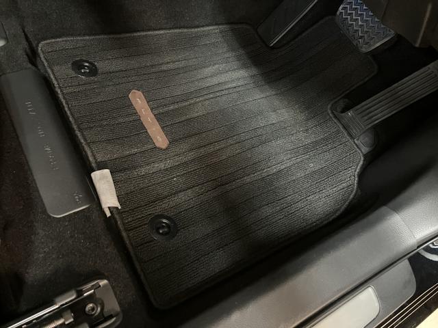 アルティスＧ／ハイブリッド車／ナビ／バックカメラ／ＥＴＣ／クルコンハイブリッド車／ナビゲーション／バックカメラ／ステアリングスイッチ／ＥＴＣ／ドライブレコーダー／クルーズコントロール／ＵＳＢアダプター／ＬＥＤヘッドライト・フォグランプ／オートエアコン／キーフリー（大阪府）の中古車