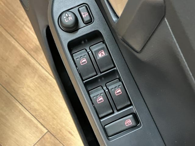 ミライースＸ　リミテッドＳＡIII／０．３万ｋｍ／ＬＥＤヘッドライト走行０．３万ｋｍ／ＣＤチューナー／バックカメラ対応車／ＬＥＤヘッドライト／電動格納ミラー／クリアランスソナー／キーレスエントリー／アイドリングストップ（大阪府）の中古車