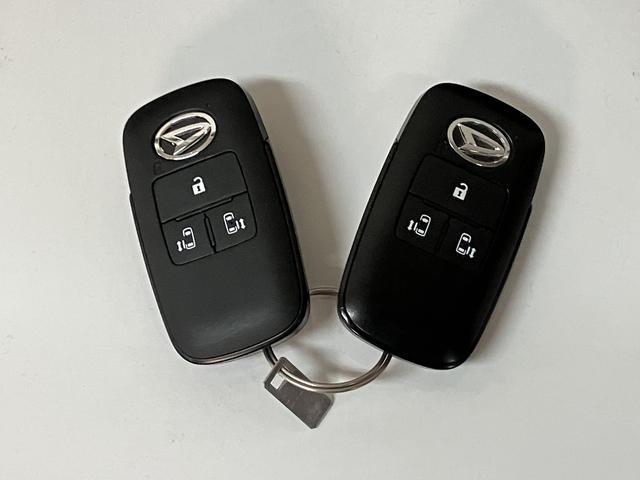 タントカスタムＸ／ＣＤチューナー／前席シートヒーター／両側パワスラ走行２．５万Ｋｍ／ＣＤチューナー／前席シートヒーター／運転席ロングスライドシート／電動パーキングブレーキ／両側パワースライドドア／ＬＥＤヘッドライト・フォグランプ／アルミ／オートエアコン／キーフリー（大阪府）の中古車
