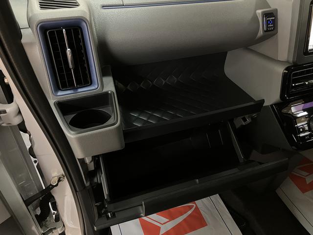 タントカスタムＲＳセレクション／走行０．８万ｋｍ／ナビ／ＥＴＣ走行０．８万ｋｍ／ターボ車／ナビゲーション／ＥＴＣ／クルーズコントロール／前席シートヒーター／両側パワースライドドアＬＥＤヘッドライト・フォグランプ／アルミホイール／オートエアコン／キーフリー（大阪府）の中古車