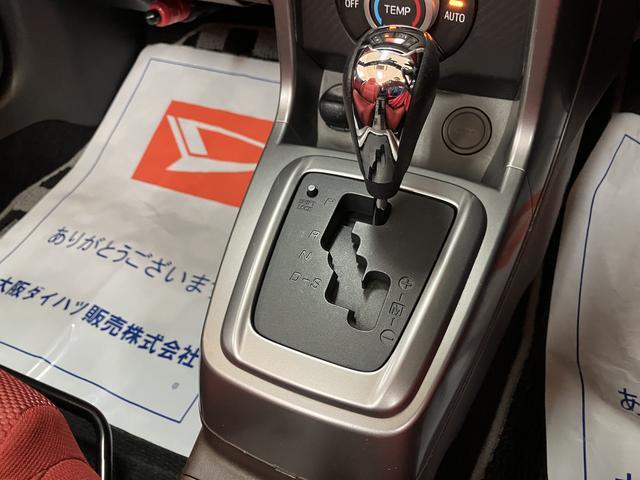 コペンローブ　車検整備渡　ターボ　電動開閉式ルーフ　ナビ　ＥＴＣ電動開閉式ルーフ　７速スーパーアクティブシフト付ＣＶＴ車　１６インチ純正アルミホイール　オートエアコン　プッシュボタンスタート　ＬＥＤヘッドランプ　車検整備渡　走行距離３４８１９ｋｍ（大阪府）の中古車