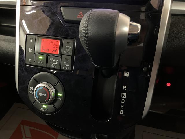 タントカスタムＲＳ　トップエディションＳＡIII／走行０．７万ｋｍ走行０．７万ｋｍ／ナビゲーション／バックカメラ／ステアリングスイッチ／ＥＴＣ／ドライブレコーダー／運転席シートヒーター／両側パワースライドドア／ＬＥＤヘッドライト・フォグランプ／キーフリー（大阪府）の中古車