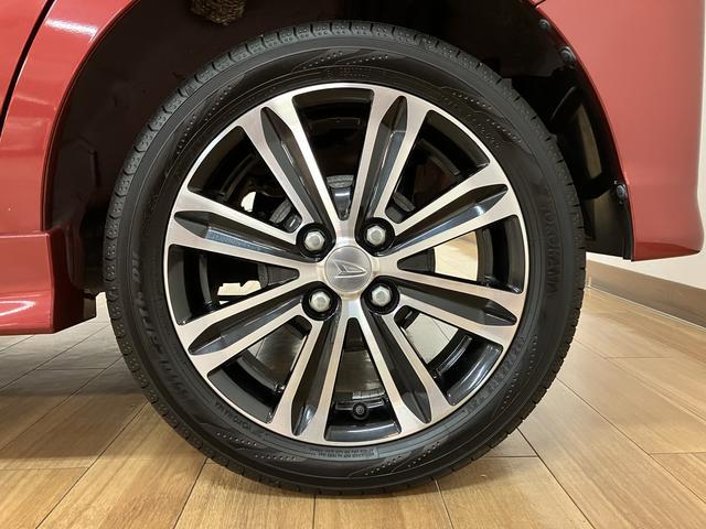 タントカスタムＲＳ　トップエディションＳＡIII／走行０．７万ｋｍ走行０．７万ｋｍ／ナビゲーション／バックカメラ／ステアリングスイッチ／ＥＴＣ／ドライブレコーダー／運転席シートヒーター／両側パワースライドドア／ＬＥＤヘッドライト・フォグランプ／キーフリー（大阪府）の中古車