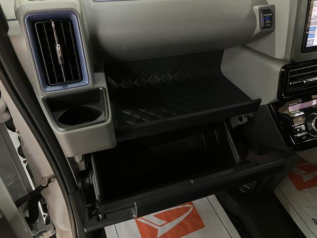 タントカスタムＲＳ　４ＷＤ／車検整備渡／ナビ／前後ドラレコ車検整備渡　４ＷＤ　Ｂｌｕｅｔｏｏｔｈ対応純正ナビ　フルセグＴＶ　ＴＶコントロール　バックカメラ　前後録画ドラレコ　両側電動スライドドア　ＬＥＤヘッドランプ　シートヒーター　オートエアコン（大阪府）の中古車