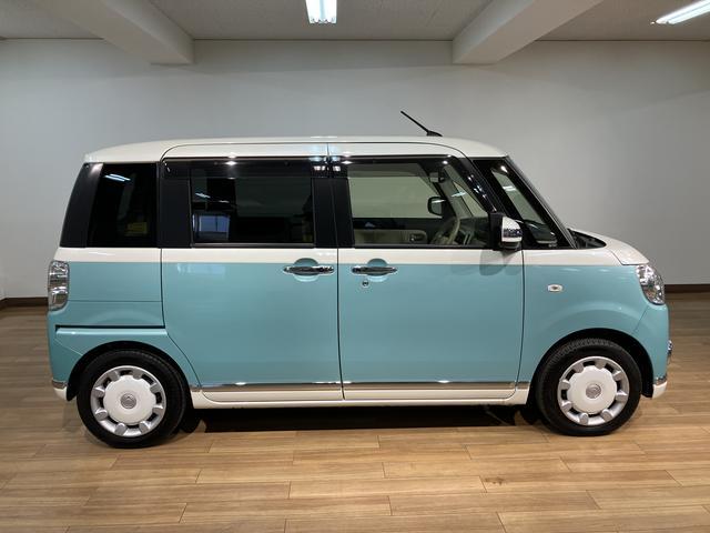 ムーヴキャンバスＸメイクアップリミテッド　ＳＡIII／８インチナビ／パノラマ走行２．６万ｋｍ／８インチナビ／パノラマモニター／ステアリングスイッチ／後席モニター／ＥＴＣ／ドラレコ／ＵＳＢ・ＨＤＭＩアダプター／両側パワースライドドア／ＬＥＤフォグランプ／オートエアコン（大阪府）の中古車
