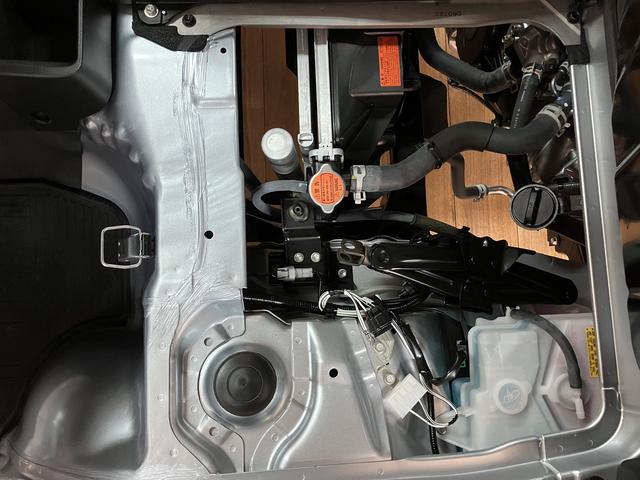 ハイゼットトラックスタンダード　ＣＶＴ／スマートアシスト／ＡＭ・ＦＭラジオ走行９４９ｋｍ／ＣＶＴ／スマートアシスト／ＡＭ・ＦＭラジオ／コーナーセンサー／エアコン／パワステ／３方開（大阪府）の中古車