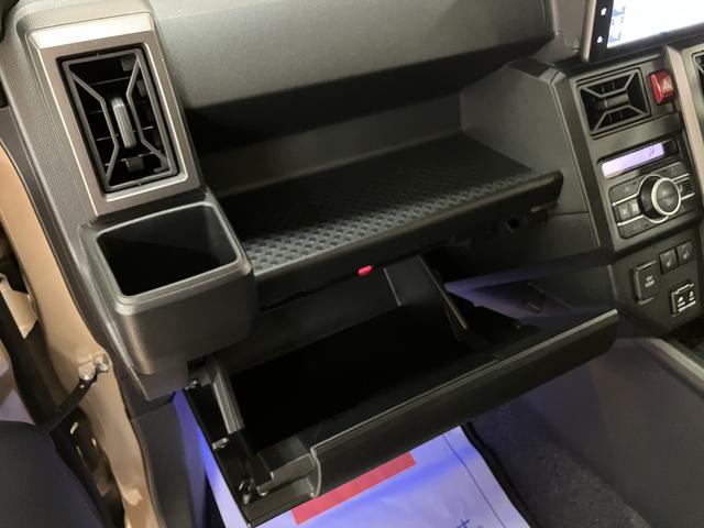 タフトＧターボ　クロムベンチャー／９インチナビ／パノラマモニター走行１．４万ｋｍ／９インチナビ／パノラマモニター／ステアリングスイッチ／ＥＴＣ／前後ドラレコ／クルーズコントロール／電動パーキングブレーキ／前席シートヒーター／ＬＥＤヘッドライト・・フォグランプ（大阪府）の中古車