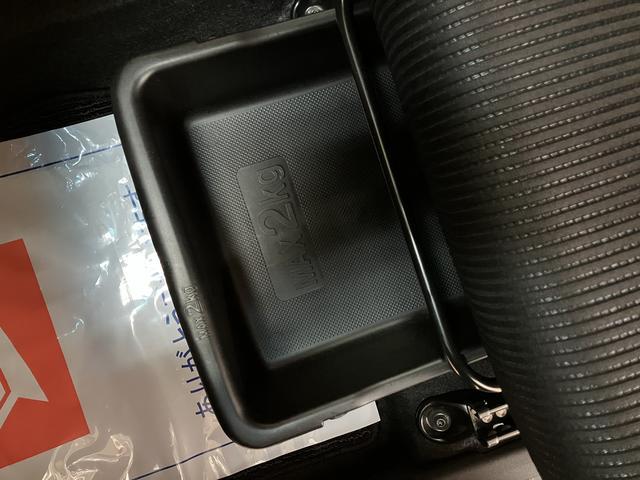 ムーヴＸリミテッドII　ＳＡIII／０．９万ｋｍ／ナビ／Ｂカメラ走行０．９万ｋｍ／ナビゲーション／バックカメラ／ステアリングスイッチ／前後ドラレコ／ＵＳＢアダプター／運転席シートヒーター／ＬＥＤヘッドライト／アルミホイール／オートエアコン／キーフリー（大阪府）の中古車