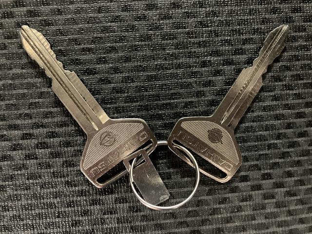 ハイゼットトラックスタンダード/走行0.2万km/4速AT/エアコン/パワステ1年間走行距離無制限保証/走行0.2万km/4速AT車/AM・FMチューナー/ETC/エアコン/パワステ/オートライト/3方開(大阪府)の中古車