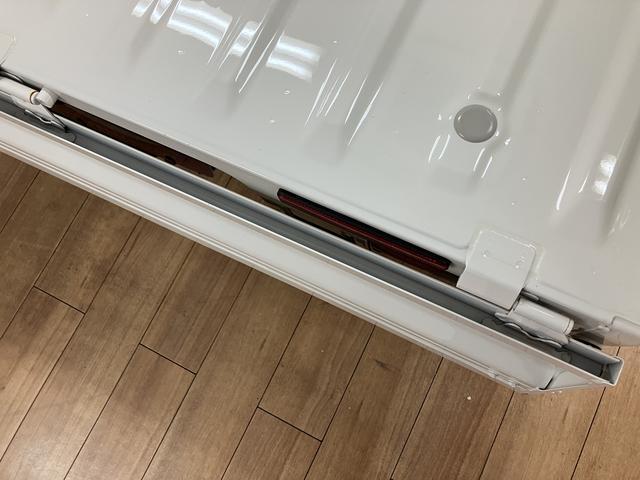 ハイゼットトラックスタンダード/走行0.2万km/4速AT/エアコン/パワステ1年間走行距離無制限保証/走行0.2万km/4速AT車/AM・FMチューナー/ETC/エアコン/パワステ/オートライト/3方開(大阪府)の中古車