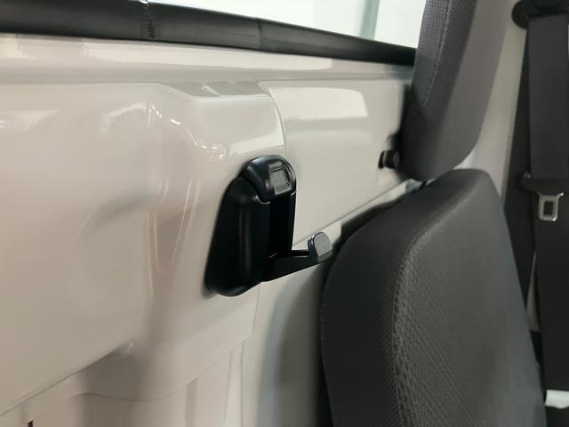 ハイゼットトラックスタンダード/走行0.2万km/4速AT/エアコン/パワステ1年間走行距離無制限保証/走行0.2万km/4速AT車/AM・FMチューナー/ETC/エアコン/パワステ/オートライト/3方開(大阪府)の中古車