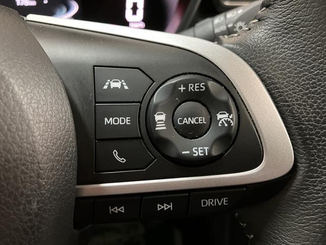 ロッキープレミアムＧ　ＨＥＶ　純正ナビ／バックカメラ／ＥＴＣ走行３，１ｋｍ／純正ナビ／バックカメラ／ＥＴＣ／バックカメラ／クルーズコントロール／シートヒーター（前席）／ＵＳＢ端子／キーフリーシステム／ＬＥＤヘッドライト・フォグランプ／アルミホイール／（大阪府）の中古車