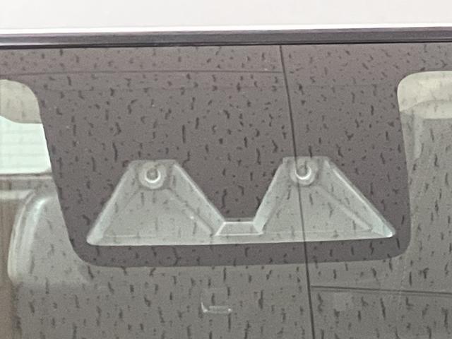 ロッキープレミアムＧ　ＨＥＶ　純正ナビ／バックカメラ／ＥＴＣ走行３，１ｋｍ／純正ナビ／バックカメラ／ＥＴＣ／バックカメラ／クルーズコントロール／シートヒーター（前席）／ＵＳＢ端子／キーフリーシステム／ＬＥＤヘッドライト・フォグランプ／アルミホイール／（大阪府）の中古車