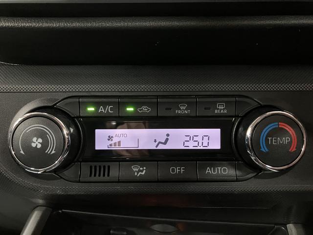 ロッキープレミアムＧ　ＨＥＶ　純正ナビ／バックカメラ／ＥＴＣ走行３，１ｋｍ／純正ナビ／バックカメラ／ＥＴＣ／バックカメラ／クルーズコントロール／シートヒーター（前席）／ＵＳＢ端子／キーフリーシステム／ＬＥＤヘッドライト・フォグランプ／アルミホイール／（大阪府）の中古車