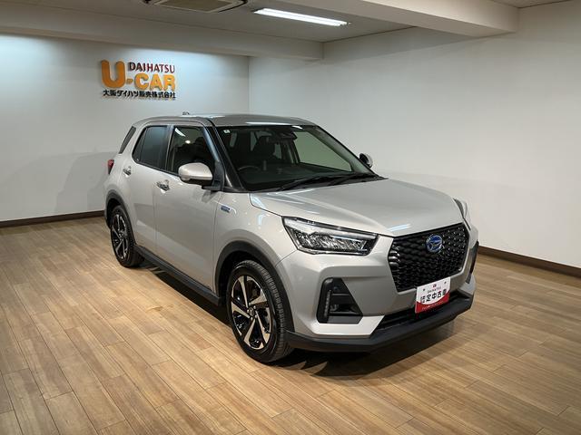 ロッキープレミアムＧ　ＨＥＶ　純正ナビ／バックカメラ／ＥＴＣ走行３，１ｋｍ／純正ナビ／バックカメラ／ＥＴＣ／バックカメラ／クルーズコントロール／シートヒーター（前席）／ＵＳＢ端子／キーフリーシステム／ＬＥＤヘッドライト・フォグランプ／アルミホイール／（大阪府）の中古車