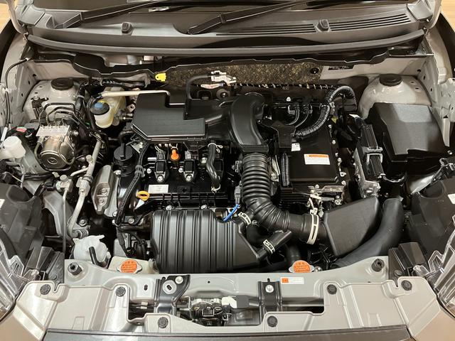 ロッキープレミアムＧ　ＨＥＶ　純正ナビ／バックカメラ／ＥＴＣ走行３，１ｋｍ／純正ナビ／バックカメラ／ＥＴＣ／バックカメラ／クルーズコントロール／シートヒーター（前席）／ＵＳＢ端子／キーフリーシステム／ＬＥＤヘッドライト・フォグランプ／アルミホイール／（大阪府）の中古車