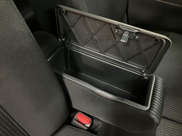 ムーヴＸリミテッドII　ＳＡIII／０．８万ｋｍ／ナビ／Ｂカメラ走行０．８万ｋｍ／ナビゲーション／バックカメラ／ステアリングスイッチ／ＥＴＣ／ドライブレコーダー／運転席シートヒーター／運転席シートリフター／ＬＥＤヘッドライト／オートエアコン／キーフリー（大阪府）の中古車