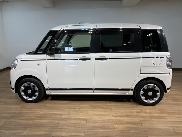 ムーヴキャンバスＧブラックアクセントＶＳ　ＳＡIII／ナビ／パノラマモニター走行２．９万ｋｍ／ナビゲーション／パノラマモニター／ステアリングスイッチ／ＥＴＣ／前後ドラレコ／運転席シートヒーター／両側パワースライドドア／ＬＥＤヘッドライト・フォグランプ／キーフリー（大阪府）の中古車