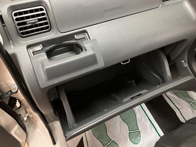 ハイゼットカーゴスペシャル 車検整備渡 純正ナビ ETC 認定中古車車検整備渡 純正ナビ Bluetooth対応 CD/DVD対応 フルセグTV ETC車載器 ラバーマット 認定中古車 1年間走行距離無制限保証 弊社整備点検履歴有 マニュアルエアコン(大阪府)の中古車