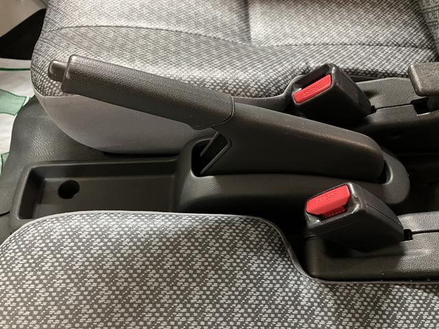 ハイゼットカーゴスペシャル 車検整備渡 純正ナビ ETC 認定中古車車検整備渡 純正ナビ Bluetooth対応 CD/DVD対応 フルセグTV ETC車載器 ラバーマット 認定中古車 1年間走行距離無制限保証 弊社整備点検履歴有 マニュアルエアコン(大阪府)の中古車