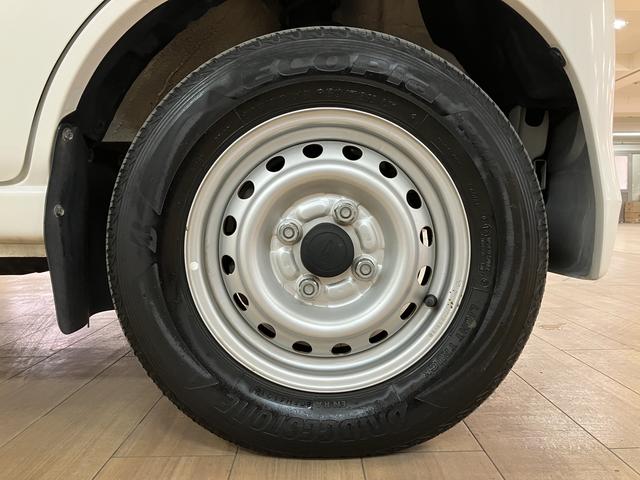 ハイゼットカーゴスペシャル 車検整備渡 純正ナビ ETC 認定中古車車検整備渡 純正ナビ Bluetooth対応 CD/DVD対応 フルセグTV ETC車載器 ラバーマット 認定中古車 1年間走行距離無制限保証 弊社整備点検履歴有 マニュアルエアコン(大阪府)の中古車