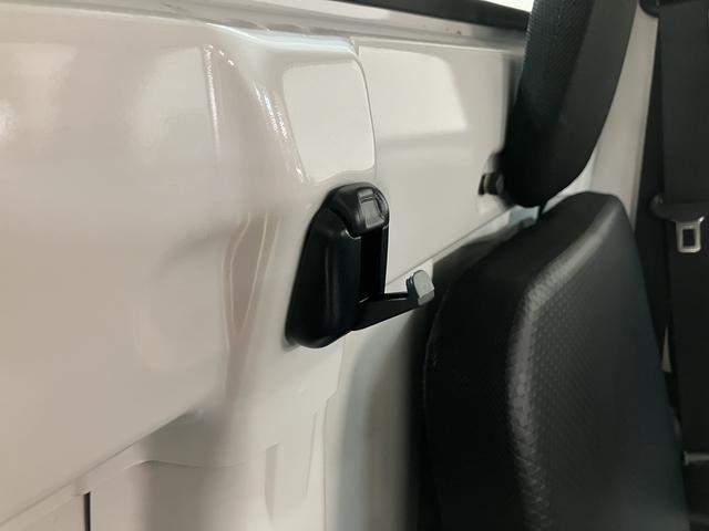 ハイゼットトラックスタンダード/1年間走行距離無制限保証/2.3万km/ナビ1年間走行距離無制限保証/走行2.3万km/CVT車/ナビゲーション/ETC/USBアダプター/スマートアシスト/クリアランスソナー/エアコン/パワステ/3方開(大阪府)の中古車