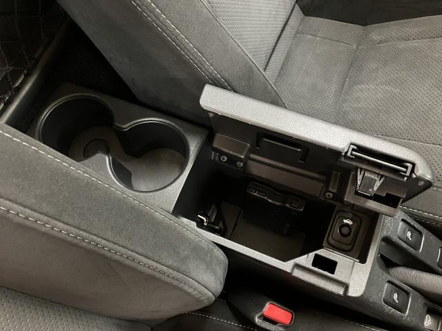 コペンセロ　Ｓ／ナビ／バックカメラ／パドルシフト／レカロシートＲ５年式／３．３万ｋｍ／ナビゲーション／バックカメラ／ステアリングスイッチ／ＥＴＣ／ドラレコ／シートヒーター／パドルシフト／レカロシート／ビルシュタイン／ＬＥＤヘッドライト／オートエアコン／キーフリー（大阪府）の中古車