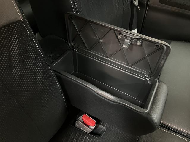 タントカスタムRS トップエディションSAII/1.8万km/ナビ1年間走行距離無制限保証/走行1.8万km/ナビゲーション/バックカメラ/ステアリングスイッチ/両側パワースライドドア/LEDヘッドライト・フォグランプ/アルミホイール/オートエアコン/キーフリー(大阪府)の中古車