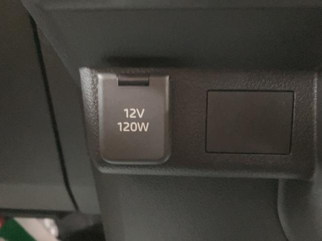 ハイゼットカーゴDX 衝突支援ブレーキ 誤発信抑制制御機能 エコアイドル衝突支援ブレーキ 誤発信抑制制御機能 オートハイビーム コーナーセンサー エコアイドル パワーウィンドウ キーレスエントリー CVT車 AM/FMチューナー 車線逸脱警報機能 マニュアルエアコン(大阪府)の中古車