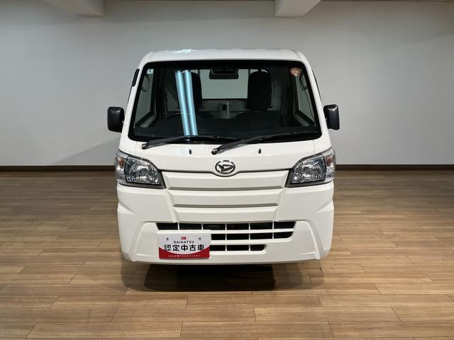 ハイゼットトラックスタンダードSAIIIt 5MT ETC装着車 認定中古車5速マニュアル AM/FMチューナー ETC車載器 作業灯付 エアコン パワステ 社外アルミホイール 1年間走行距離無制限保証 衝突支援回避ブレーキ 衝突警報機能 車線逸脱警報機能 先行車お知らせ機能(大阪府)の中古車