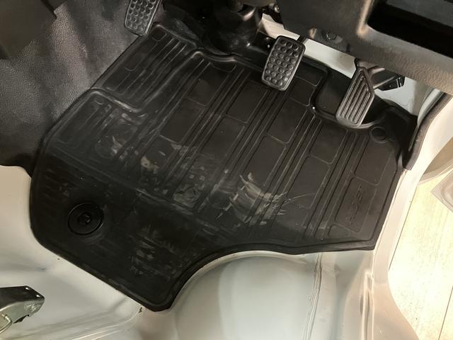 ハイゼットトラックスタンダードSAIIIt 5MT ETC装着車 認定中古車5速マニュアル AM/FMチューナー ETC車載器 作業灯付 エアコン パワステ 社外アルミホイール 1年間走行距離無制限保証 衝突支援回避ブレーキ 衝突警報機能 車線逸脱警報機能 先行車お知らせ機能(大阪府)の中古車