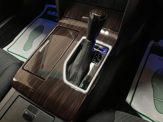 アルティスハイブリッド　Ｇパッケージ／走行４．６万ｋｍ／ナビ／クルコン１年間走行距離無制限保証／走行４．６万ｋｍ／ナビゲーション／バックカメラ／ステアリングスイッチ／ＥＴＣ／ドライブレコーダー／クルーズコントロール／ＬＥＤヘッドライト／オートエアコン／キーフリー（大阪府）の中古車