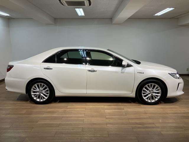 アルティスハイブリッド　Ｇパッケージ／走行４．６万ｋｍ／ナビ／クルコン１年間走行距離無制限保証／走行４．６万ｋｍ／ナビゲーション／バックカメラ／ステアリングスイッチ／ＥＴＣ／ドライブレコーダー／クルーズコントロール／ＬＥＤヘッドライト／オートエアコン／キーフリー（大阪府）の中古車