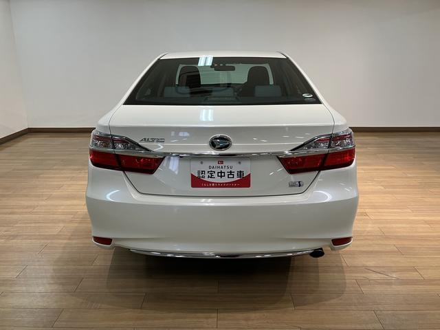 アルティスハイブリッド　Ｇパッケージ／走行４．６万ｋｍ／ナビ／クルコン１年間走行距離無制限保証／走行４．６万ｋｍ／ナビゲーション／バックカメラ／ステアリングスイッチ／ＥＴＣ／ドライブレコーダー／クルーズコントロール／ＬＥＤヘッドライト／オートエアコン／キーフリー（大阪府）の中古車