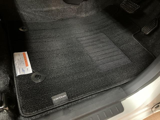 ムーヴキャンバスＧメイクアップリミテッド　ＳＡIII／８インチナビ／パノラマ１年間走行距離無制限保証／８インチナビ／パノラマモニター／ＥＴＣ／ドライブレコーダー／ＵＳＢ・ＨＤＭＩアダプター／両側パワースライドドア／ＬＥＤヘッドライト・フォグランプ／オートエアコン／キーフリー（大阪府）の中古車