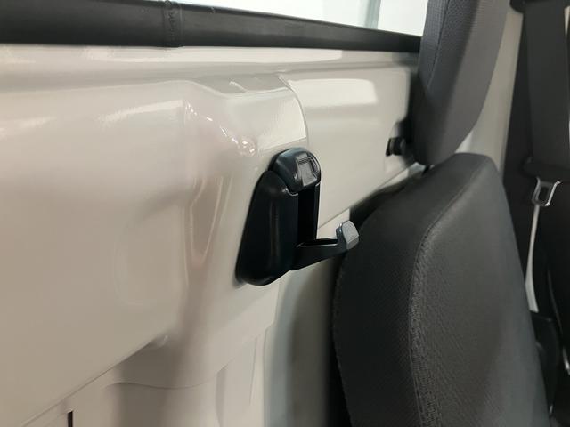 ハイゼットトラックスタンダード／走行３．１万Ｋｍ／ＥＴＣ／ドラレコ／ＡＴ車走行３．１万Ｋｍ／ＡＭ・ＦＭチューナー／ＥＴＣ／ドライブレコーダー／エアコン／パワステ／ハロゲンヘッドライト／ＡＴ車／シガーソケット／ホワイトカラー（大阪府）の中古車