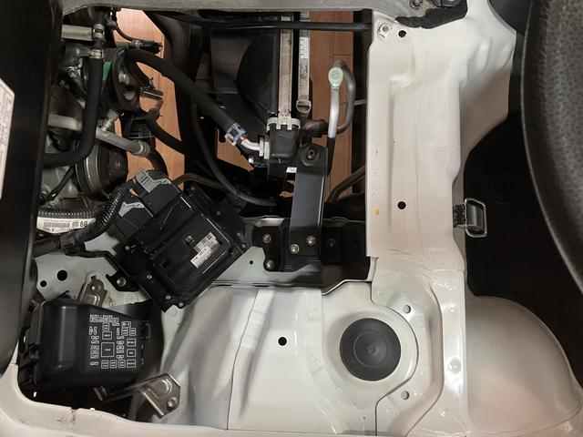 ハイゼットトラックスタンダード／走行３．１万Ｋｍ／ＥＴＣ／ドラレコ／ＡＴ車走行３．１万Ｋｍ／ＡＭ・ＦＭチューナー／ＥＴＣ／ドライブレコーダー／エアコン／パワステ／ハロゲンヘッドライト／ＡＴ車／シガーソケット／ホワイトカラー（大阪府）の中古車