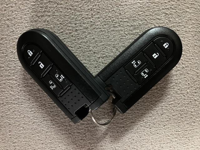 ムーヴキャンバスGメイクアップVS SAIII/走行1.2万km/ナビ走行1.2万km/ナビゲーション/パノラマモニター/ステアリングスイッチ/ETC/前後ドラレコ/運転席シートヒーター/両側パワースライドドア/LEDヘッドライト・フォグ/オートエアコン/キーフリー(大阪府)の中古車