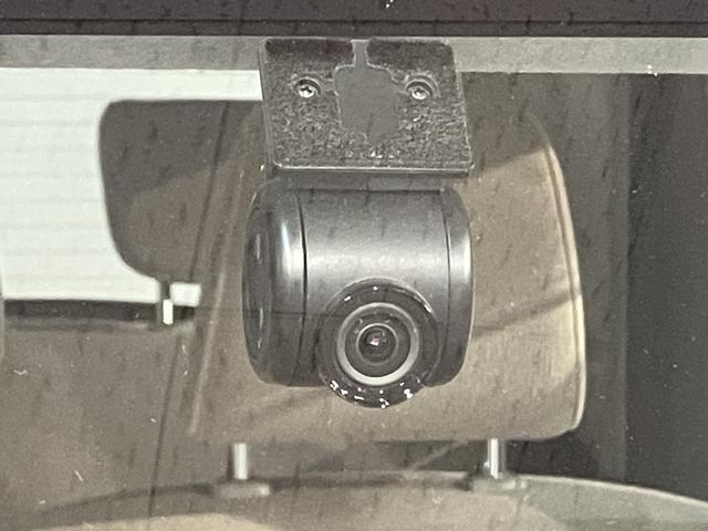 ムーヴキャンバスＧメイクアップＶＳ　ＳＡIII／ナビ／パノラマモニターナビゲーション／パノラマモニター／ステアリングスイッチ／ＥＴＣ／前後ドラレコ／ＵＳＢアダプター／運転席シートヒーター／両側パワースライドドア／ＬＥＤヘッドライト・フォグ／オートエアコン／キーフリー（大阪府）の中古車