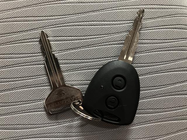 ミライースX SAIII/届出済未使用車/R7年式/走行17km届出済未使用車/新車保証継承/R7年式/走行17km/LEDヘッドライト/電動格納ミラー/クリアランスソナー/キーレスエントリー/CVT車/アイドリングストップ/オートマチックハイビーム/オートライト(大阪府)の中古車