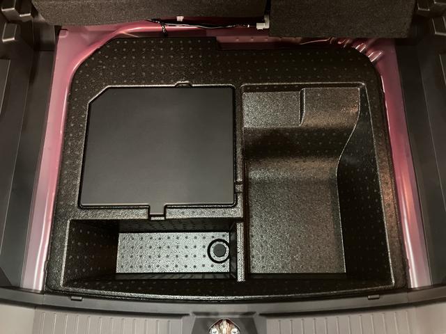 ロッキーX HEV/走行0.1万km/CDチューナー/キーフリー走行0.1万km/1年間走行距離無制限保証/ハイブリッド車/CDチューナー/USBアダプター/電動パーキングブレーキ/LEDヘッドライト/アルミホイール/オートエアコン/キーフリー/(大阪府)の中古車