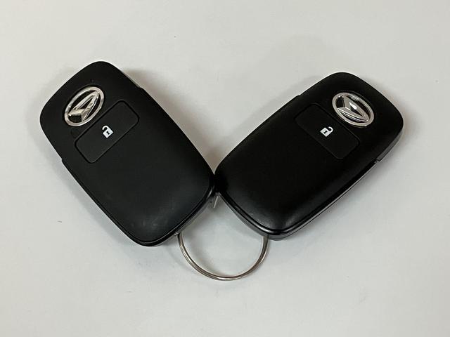 ロッキープレミアムＧ　ＨＥＶ／１．０万ｋｍ／９インチナビ／クルコン走行１．０万ｋｍ／９インチナビ／パノラマモニター／ＥＴＣ／前後ドラレコ／クルーズコントロール／ＵＳＢ・ＨＤＭＩアダプター／前席シートヒーター／ＬＥＤヘッドライト・フォグ／オートエアコン／キーフリー（大阪府）の中古車