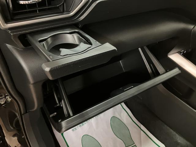 ロッキープレミアムＧ　ＨＥＶ／１．０万ｋｍ／９インチナビ／クルコン走行１．０万ｋｍ／９インチナビ／パノラマモニター／ＥＴＣ／前後ドラレコ／クルーズコントロール／ＵＳＢ・ＨＤＭＩアダプター／前席シートヒーター／ＬＥＤヘッドライト・フォグ／オートエアコン／キーフリー（大阪府）の中古車